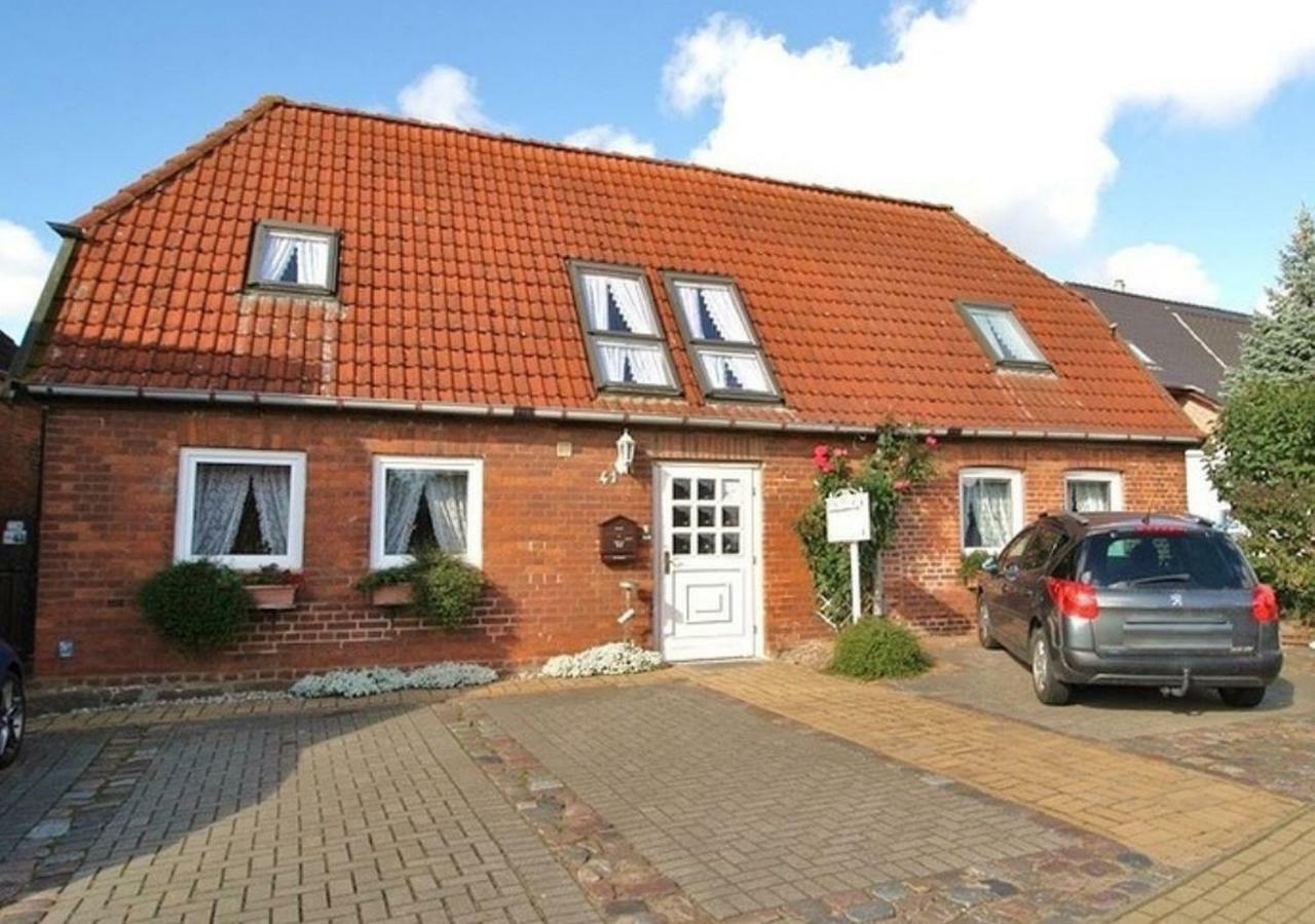 Ostseeferienwohnung Storchennest Dassow 外观 照片